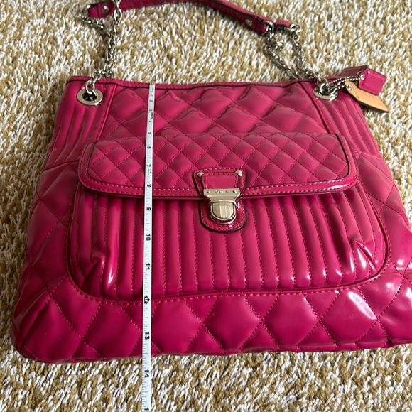 Coach - Picture 13 of 15